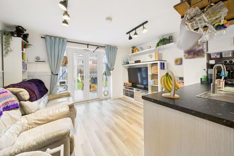 2 bedroom end of terrace house for sale, Tortoiseshell Drive, Attleborough, Wymondham