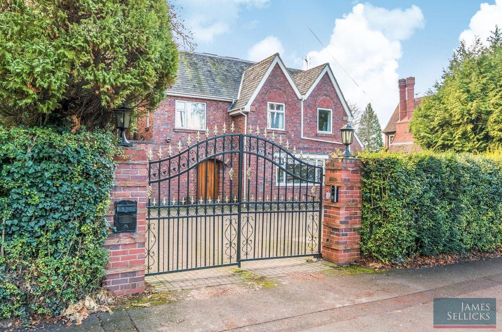 Gated Driveway