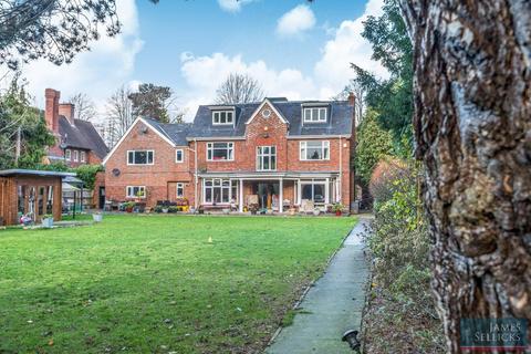 undefined, Knighton Grange Road, Oadby, Leicestershire