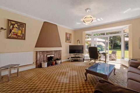 undefined, Knighton Grange Road, Oadby, Leicestershire
