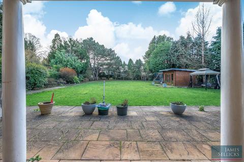 undefined, Knighton Grange Road, Oadby, Leicestershire