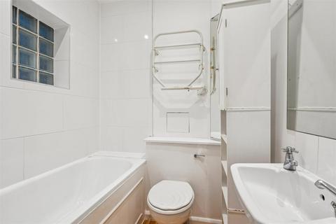 undefined, Airlie Gardens, London, W8