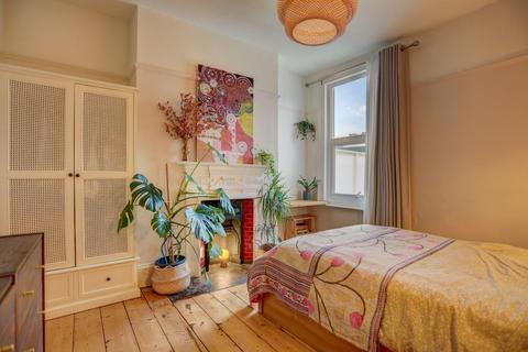2 bedroom flat for sale, Compton Road, Brighton, BN1