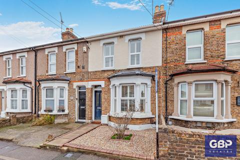 2 bedroom terraced house for sale, George Street, Romford, RM1