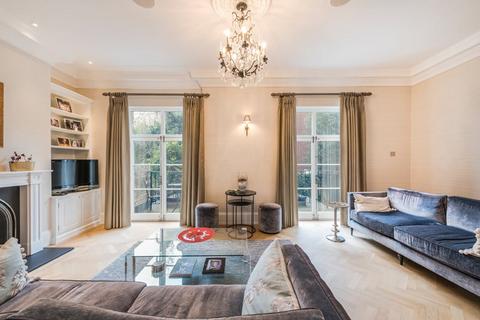 undefined, Ravenscourt Square, Hammersmith W6