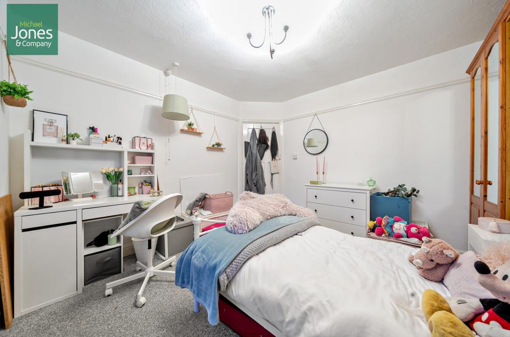 Main Bedroom