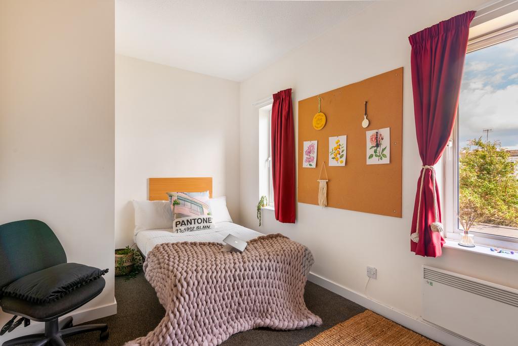 4 Bed Shared House Standard.jpg