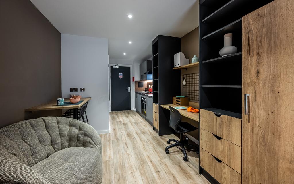 Murieston 275-HDR.jpg