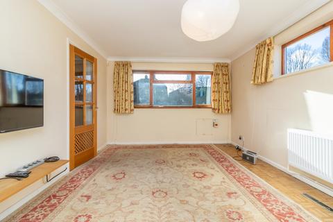 4 bedroom detached house to rent, Haig Road, Alresford, Hampshire, SO24