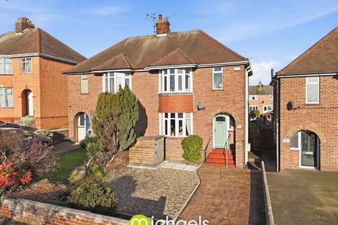 St Andrews Avenue, Colchester, CO4
