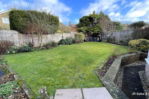 5 bedroom detached house for sale, Broadfields, Goffs Oak