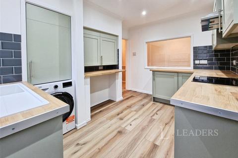 3 bedroom semi-detached house to rent, Chestnut Avenue, SO50