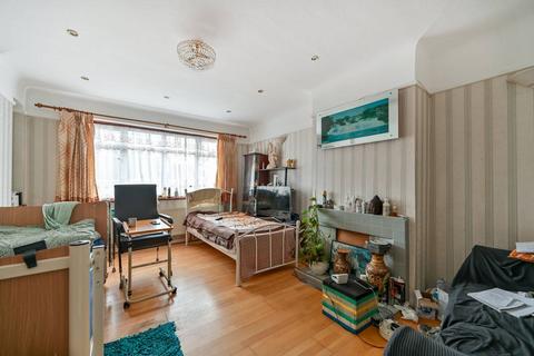 undefined, Broadlands Way, New Malden, KT3
