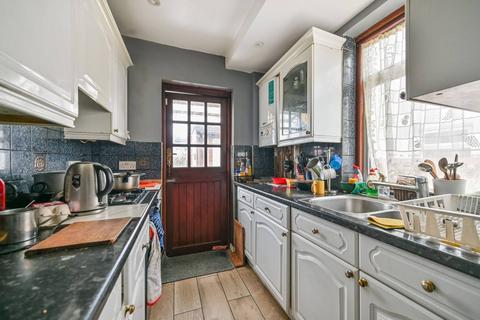 undefined, Broadlands Way, New Malden, KT3