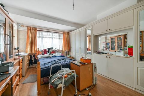 undefined, Broadlands Way, New Malden, KT3