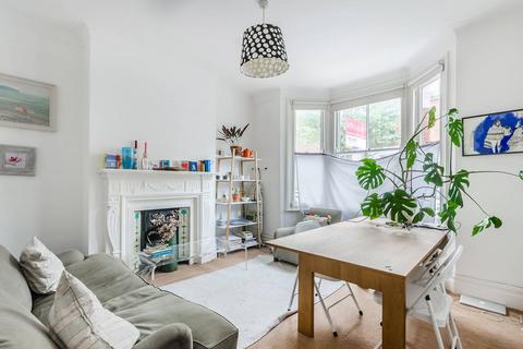 2 bedroom flat to rent, Kinsale Road, Peckham Rye, London, SE15