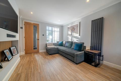 3 bedroom end of terrace house for sale, Crofton Close, Bracknell, Berkshire