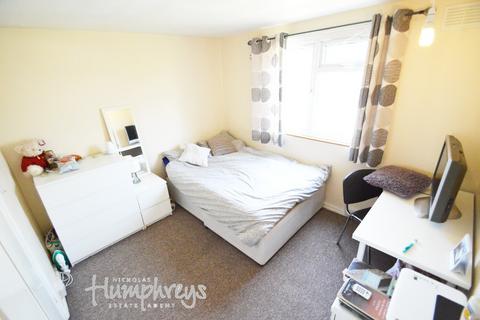 undefined, Aldykes, Hatfield AL10