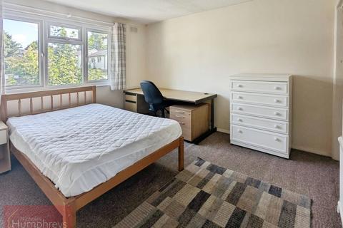 undefined, Aldykes, Hatfield AL10