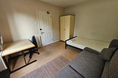 undefined, Bradshaws, Hatfield AL10
