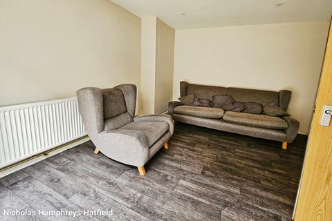 5 bedroom house share to rent, Cherry Way, Hatfield AL10