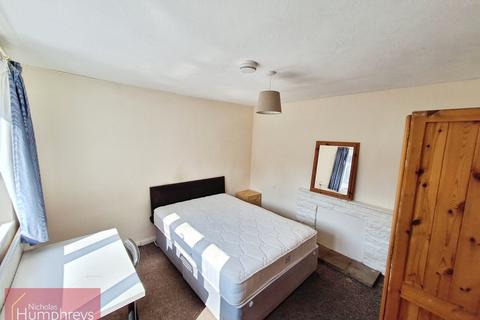 undefined, Chilterns, Hatfield AL10