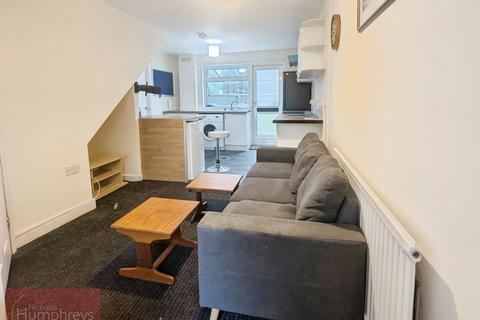 5 bedroom terraced house to rent, Hillcrest, Hatfield AL10
