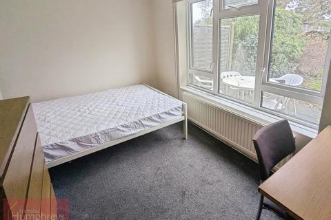 5 bedroom terraced house to rent, Hillcrest, Hatfield AL10