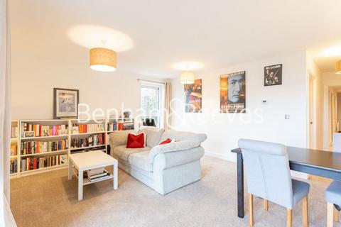 2 bedroom apartment to rent, Erebus Drive, Woolwich SE28