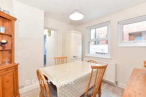 3 bedroom terraced house for sale, Gloucester Place, Littlehampton BN17