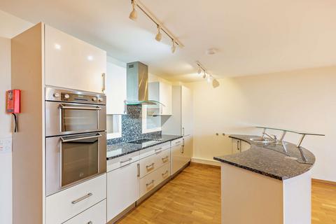 2 bedroom flat for sale, Arvor, West Bay, Maenporth Road TR11