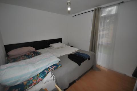 3 bedroom semi-detached house for sale, Keswick Drive, Northampton