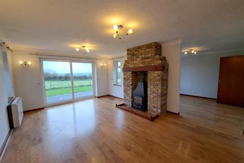 undefined, Summercourt