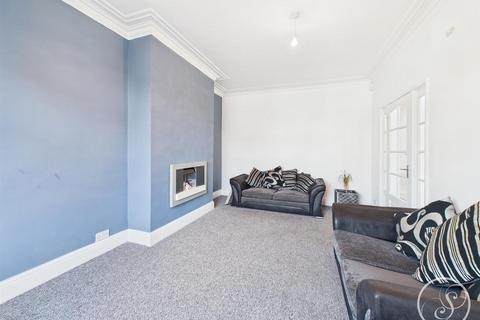 4 bedroom terraced house to rent, Sandiford Terrace, Leeds