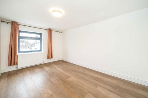 2 bedroom flat to rent, Edgeley Lane, London SW4