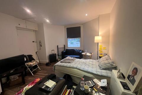 Studio for sale, Flat 1, 1 Upper Grove, South Norwood, London, SE25 6JX