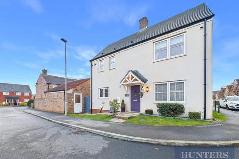 3 bedroom detached house for sale, Howgate Drive, Middle Deepdale, Scarborough