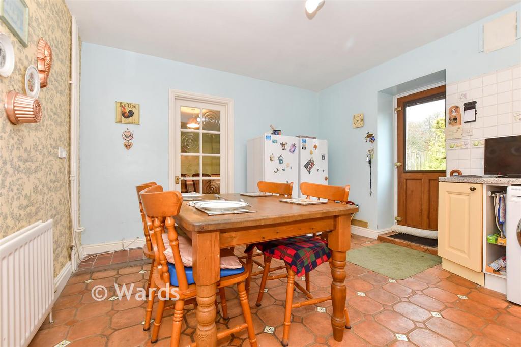 Kitchen/ Breakfast Room
