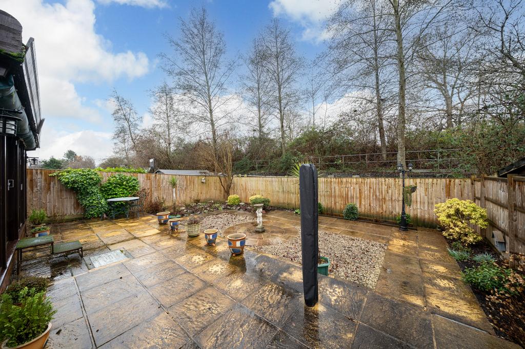 14-Dalesford-Road-2