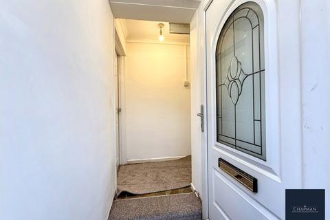 2 bedroom flat for sale, Cae Glas, Tonypandy, CF40