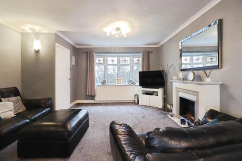 3 bedroom semi-detached house for sale, Aylesbury Crescent, Sheffield