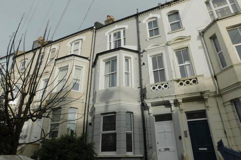 3 bedroom maisonette to rent, Southwater Road, East Sussex