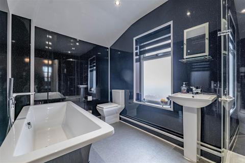 2 bedroom terraced house for sale, Bolton Road, Chorley