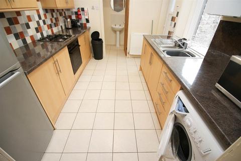 2 bedroom house to rent, Lavender Gardens, Jesmond