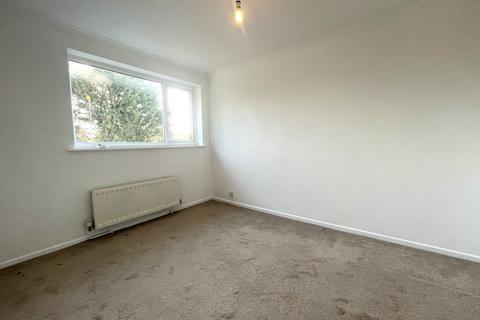 3 bedroom terraced house to rent, Pococks Close, Bampton, Oxfordshire, OX18