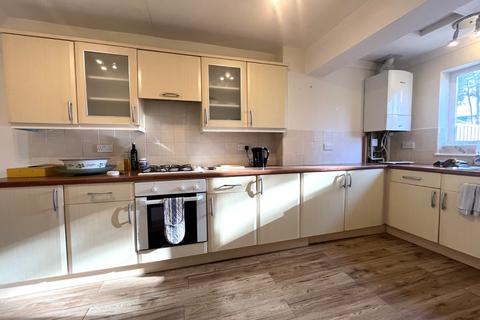 3 bedroom terraced house to rent, Pococks Close, Bampton, Oxfordshire, OX18