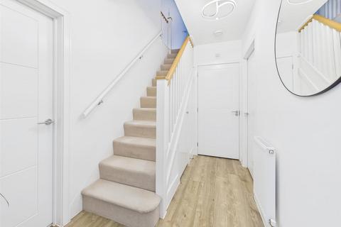 undefined, Spring Meadow Rise, Hempsted, Gloucester