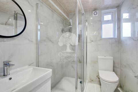 1 bedroom apartment to rent, Montrose Avenue, Datchet SL3