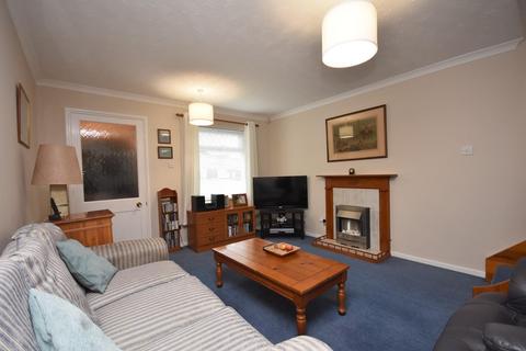 2 bedroom semi-detached house for sale, 5 Hollyrood Close, Barry, CF62 8AY