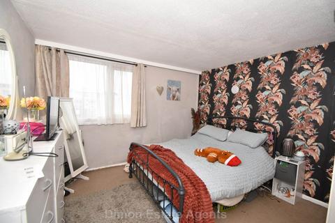 3 bedroom terraced house for sale, Carless Close, Gosport